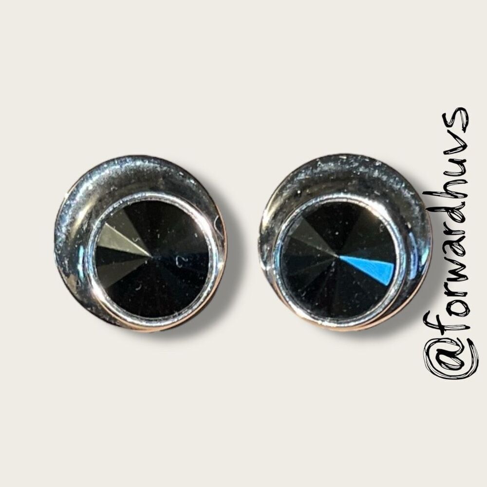Sarah Coventry Clip-On Silver Tome Earrings with Black Glass Center – 1970s Vint